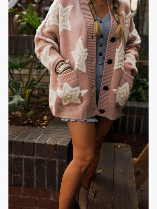 Sherpa Cardigan Sweater with Star Pattern and Pockets, Oversized Fit - Picture 6 of 7